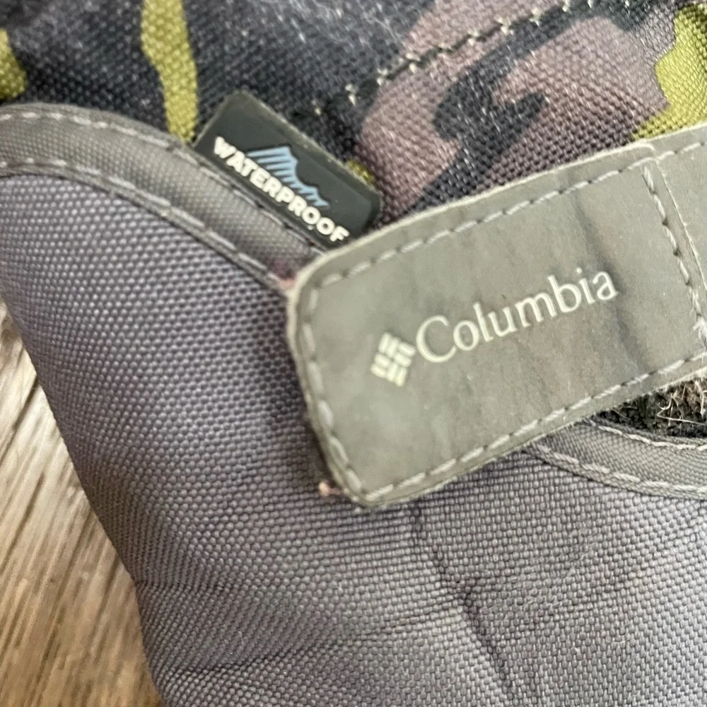 Columbia camo winter snow boots boy 9